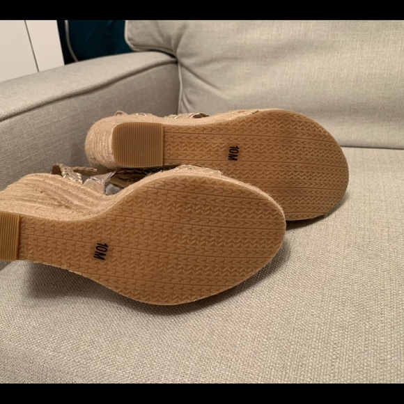 Michael Kors Wedges Size 10 - Picture 2 of 6